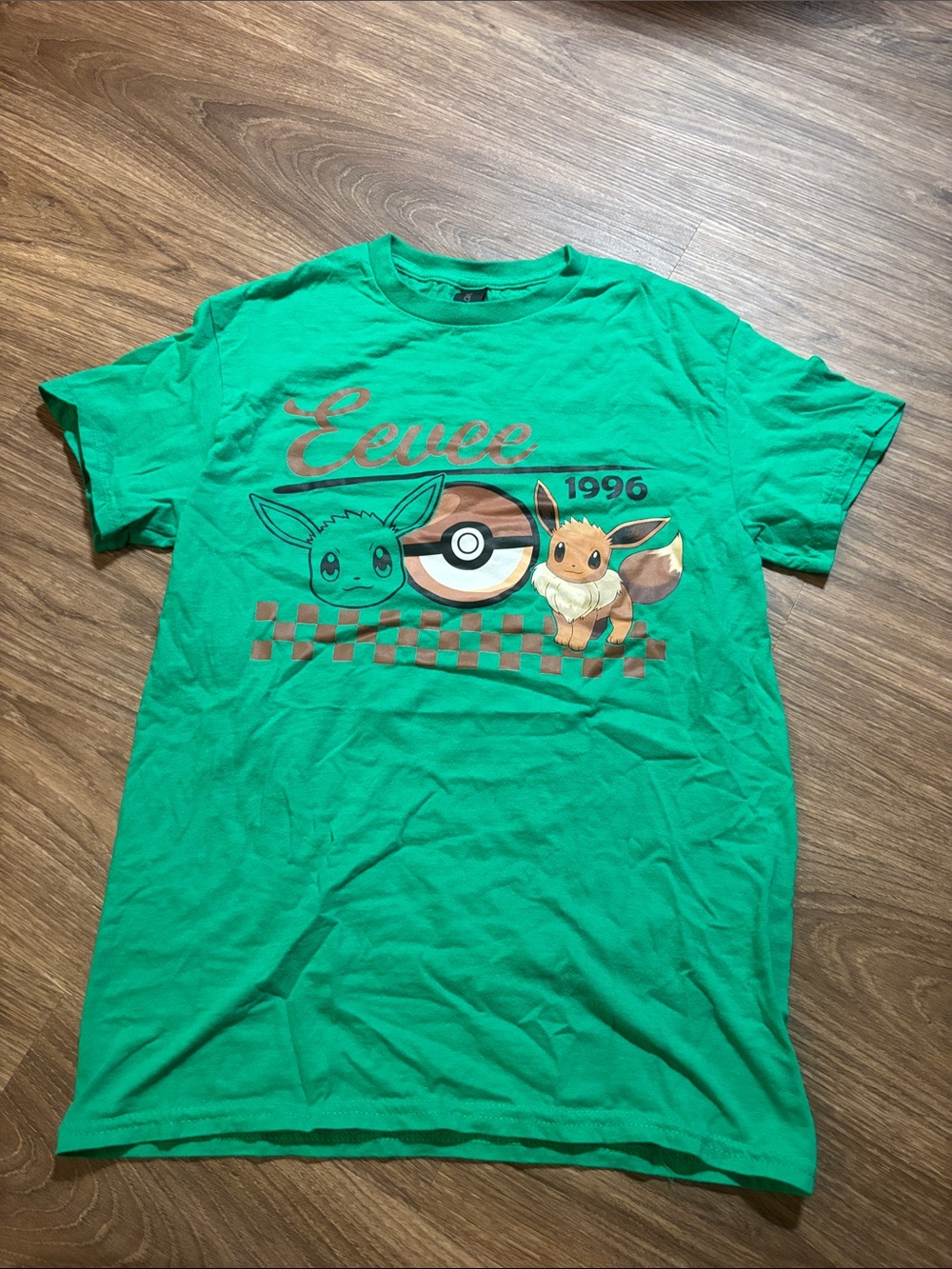 Unisex adult Pokemon Gildan Green Eevee Graphic Tee small